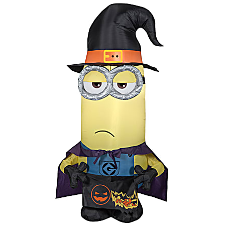 Minion Kevin as Witch Airblown Inflatable