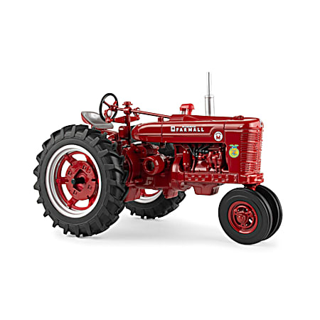 1:16 Scale Farmall Super M Tractor