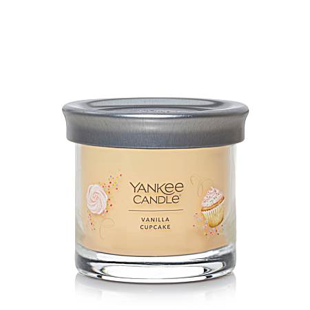 4.3 oz Vanilla Cupcake Signature Small Tumbler Candle