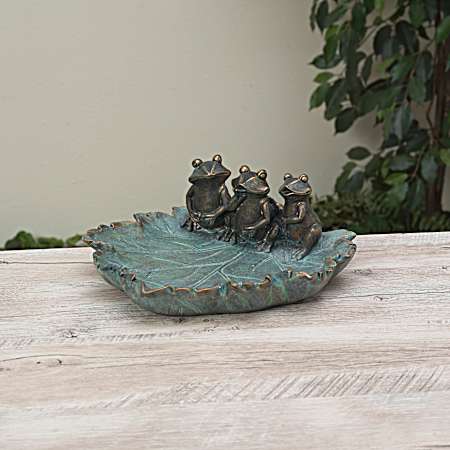 Frogs on Leaf Bird Feeder
