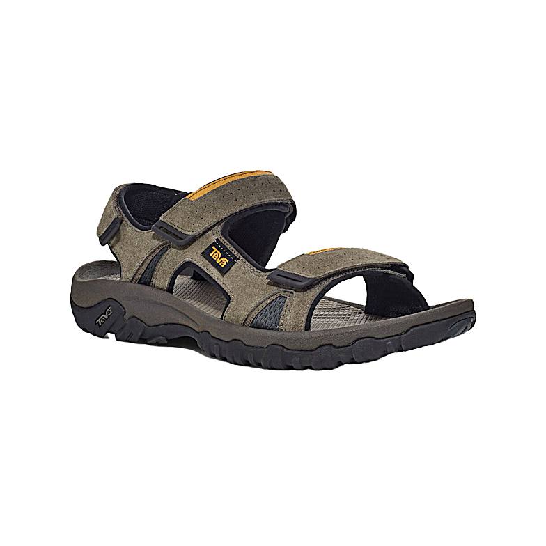 Fleet farm sandals discount